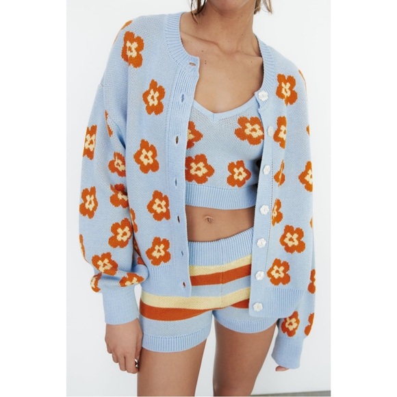 Zara Blue Retro Floral Knit Cardigan Orange Flower Button Up Sweater Size M - Picture 5 of 14